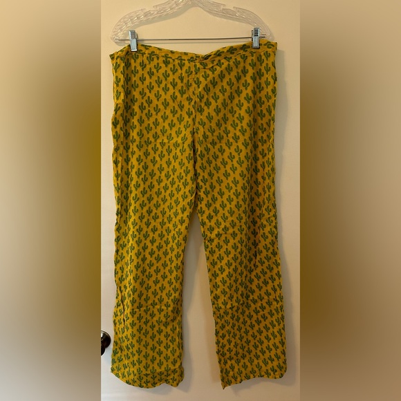 Pax Philomena MARIGOLD PRICKLY PAX CACTUS LOUNGE PANTS - Picture 3 of 7